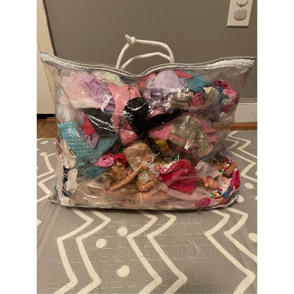 Vintage Barbies & Vintage Clothes & Vintage Accessories Big Lot - Picture 13 of 16